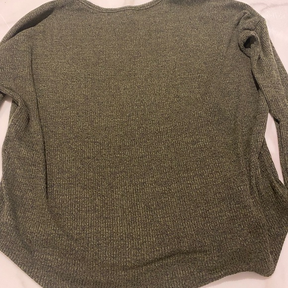 Rag and bone stretchy long sleeve medium - Picture 3 of 4